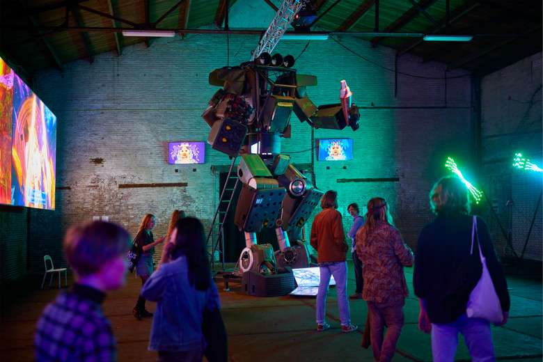 fakemehard_expositie-brutus-zaal-2021-1.jpg